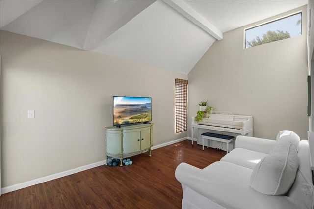 8170 Westwood Drive 15, Gilroy, CA 95020
