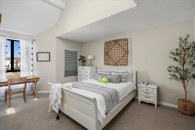 8170 Westwood Drive 15, Gilroy, CA 95020
