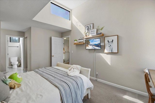 8170 Westwood Drive 15, Gilroy, CA 95020