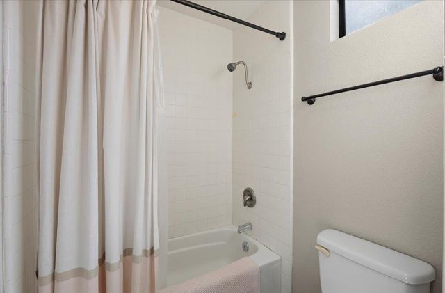 8170 Westwood Drive 15, Gilroy, CA 95020