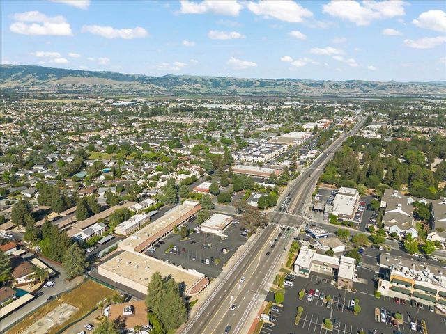 8170 Westwood Drive 15, Gilroy, CA 95020