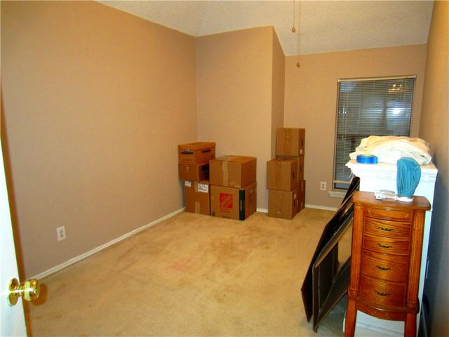 940 Sylvan Creek Drive, Lewisville, TX 75067