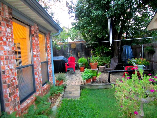 940 Sylvan Creek Drive, Lewisville, TX 75067