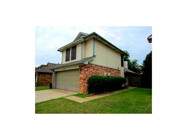 940 Sylvan Creek Drive, Lewisville, TX 75067