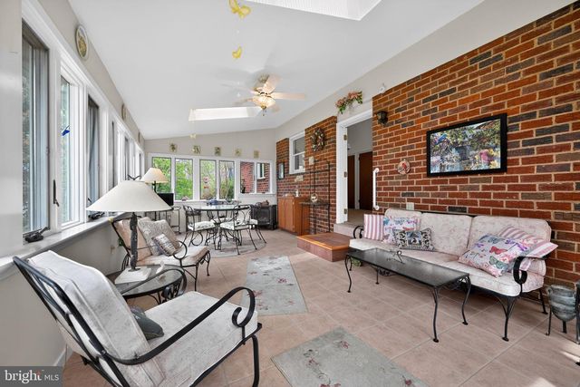 50 IVY LN, Lansdale, PA 19446