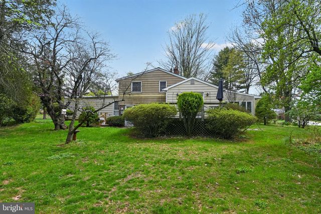 50 IVY LN, Lansdale, PA 19446