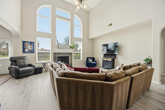 4511 Haviland Falls Drive, Humble, TX 77396