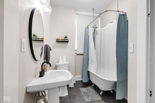 880 Fletcher Avenue, Indianapolis, IN 46203