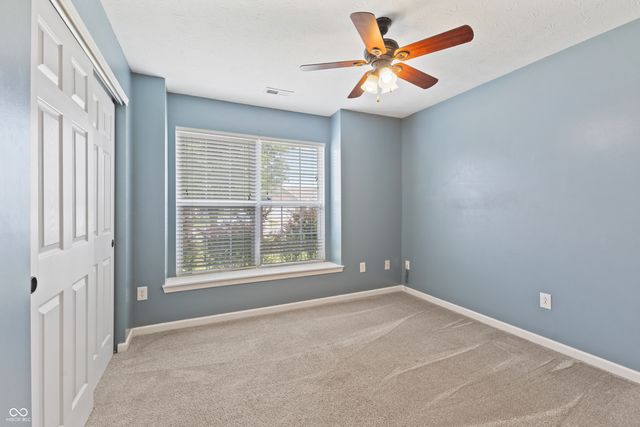 3463 Enclave Lane, Greenwood, IN 46143