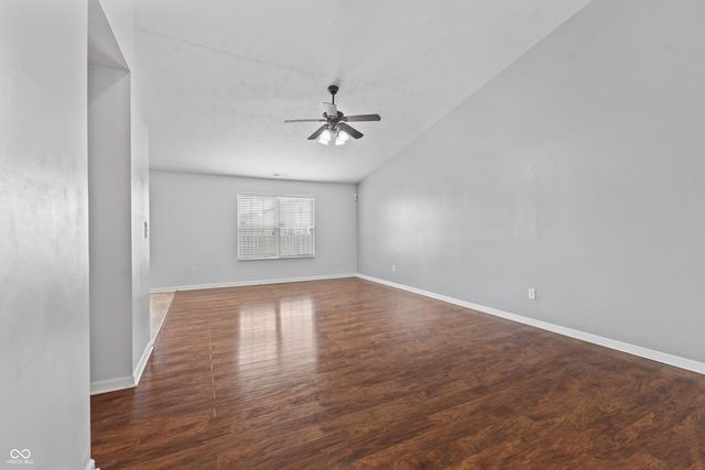 3463 Enclave Lane, Greenwood, IN 46143