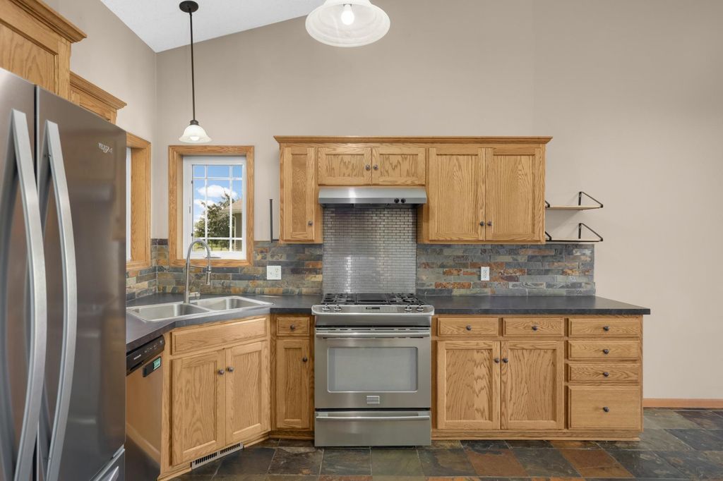 7256 Kahler Circle NE, Otsego, MN 55301 — photo 4