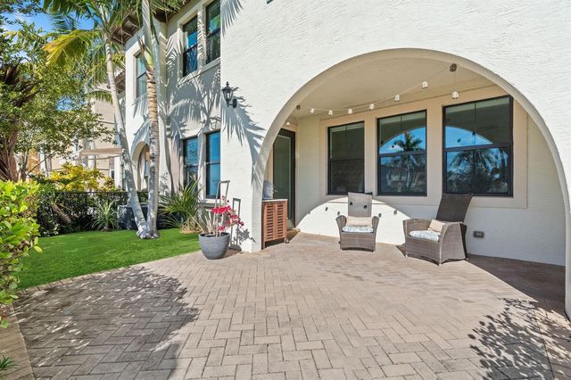 12512 NW 32 Manor 3, Sunrise, FL 33323