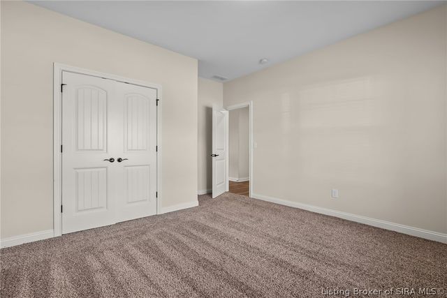 2028 Villa View Court, Jeffersonville, IN 47130