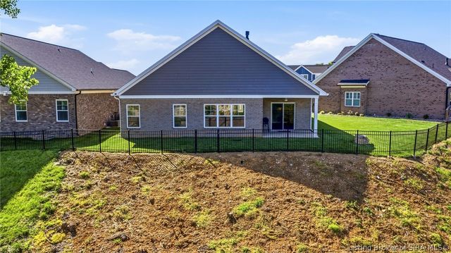 2028 Villa View Court, Jeffersonville, IN 47130