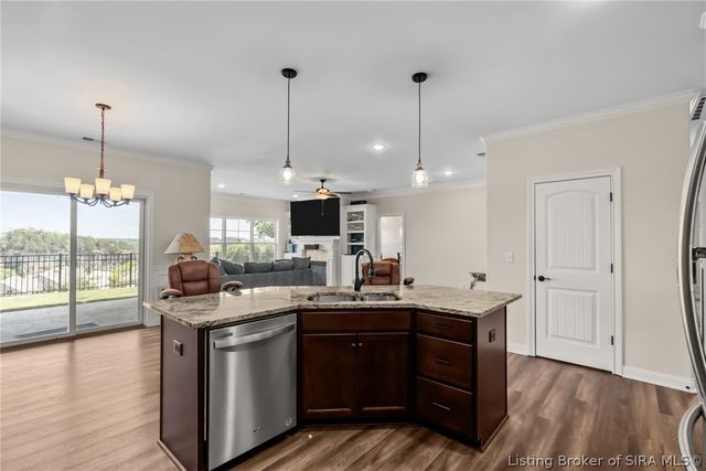 2028 Villa View Court, Jeffersonville, IN 47130