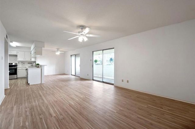 14515 Wunderlich Drive 102, Houston, TX 77069