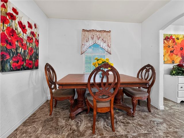 503 W Dix Ave, San Diego, TX 78384