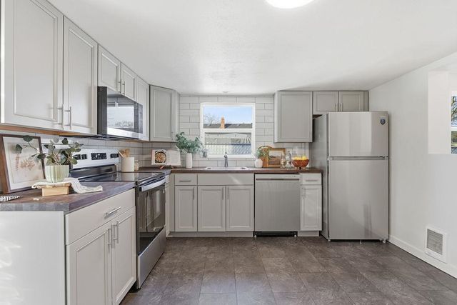 2804 E Rowan Ave, Spokane, WA 99217