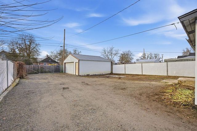 2804 E Rowan Ave, Spokane, WA 99217