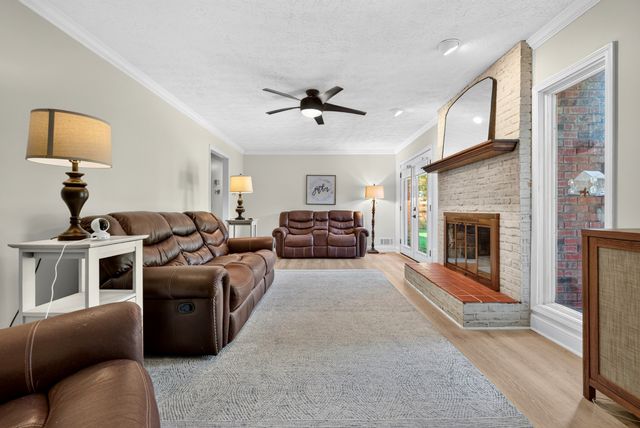 2412 Grider Pond Rd, Bowling Green, KY 42104