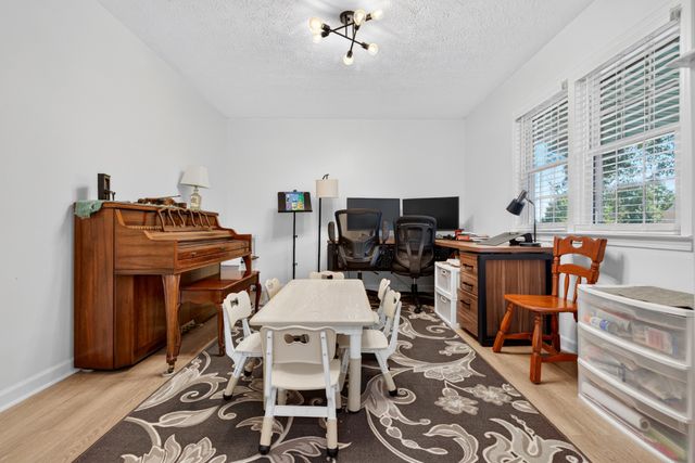 2412 Grider Pond Rd, Bowling Green, KY 42104