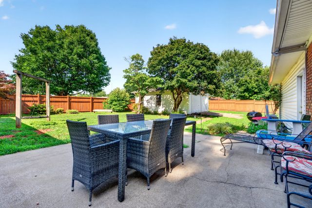 2412 Grider Pond Rd, Bowling Green, KY 42104