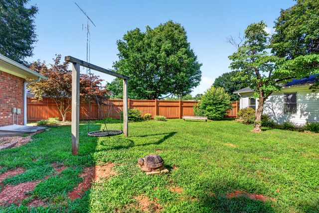 2412 Grider Pond Rd, Bowling Green, KY 42104