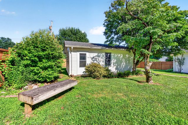 2412 Grider Pond Rd, Bowling Green, KY 42104