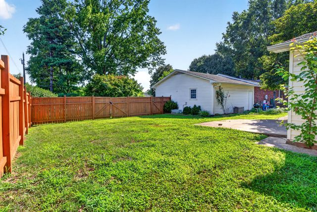 2412 Grider Pond Rd, Bowling Green, KY 42104