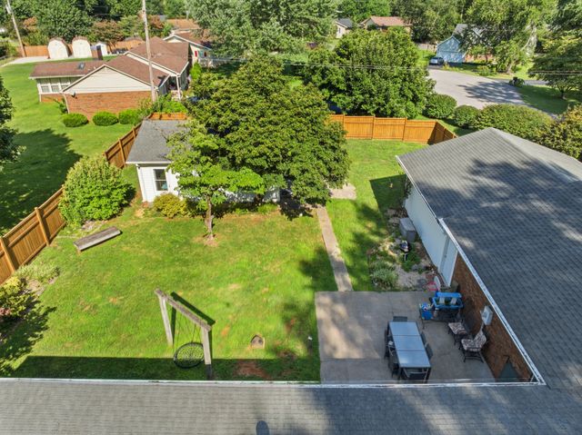 2412 Grider Pond Rd, Bowling Green, KY 42104