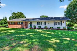 2412 Grider Pond Rd, Bowling Green, KY 42104
