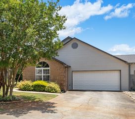1010 Cobbs Glen Drive, Anderson, SC 29621