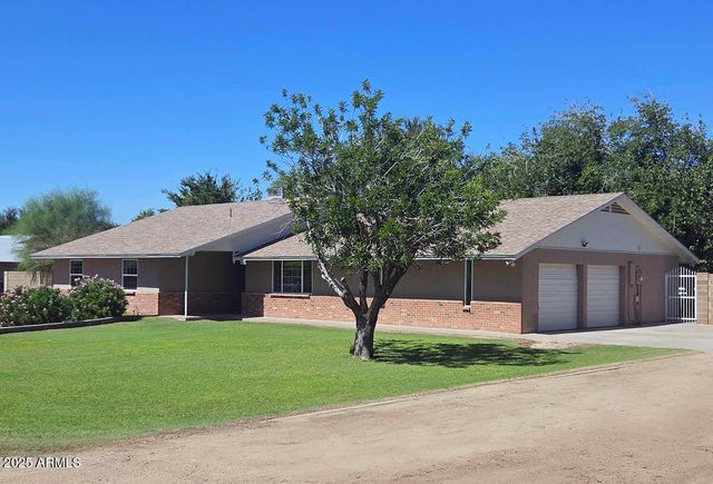 5338 W LA MIRADA Drive, Laveen, AZ 85339