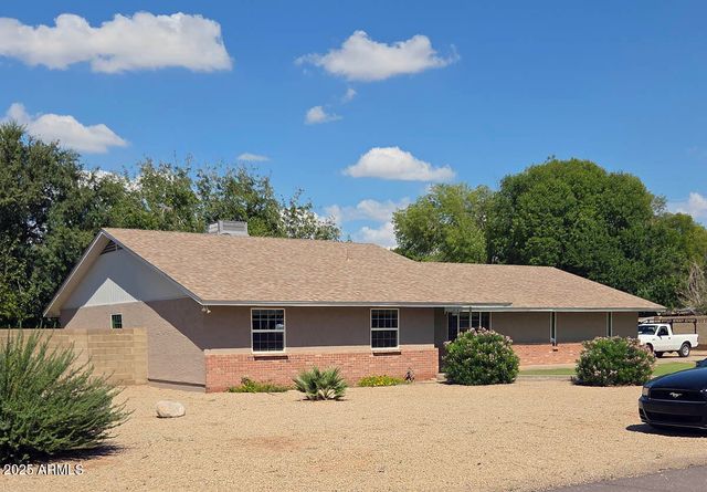 5338 W LA MIRADA Drive, Laveen, AZ 85339