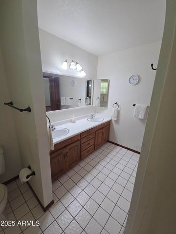 5338 W LA MIRADA Drive, Laveen, AZ 85339