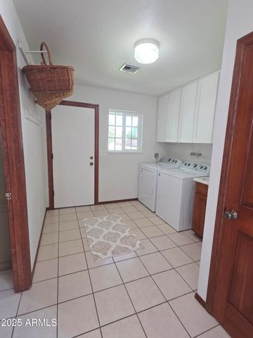 5338 W LA MIRADA Drive, Laveen, AZ 85339