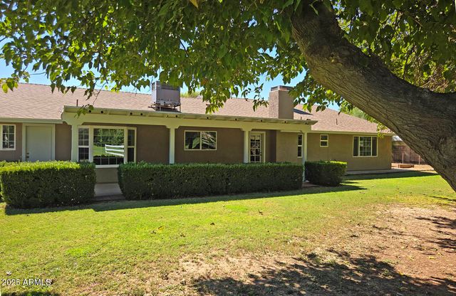 5338 W LA MIRADA Drive, Laveen, AZ 85339