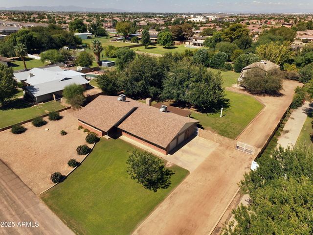 5338 W LA MIRADA Drive, Laveen, AZ 85339