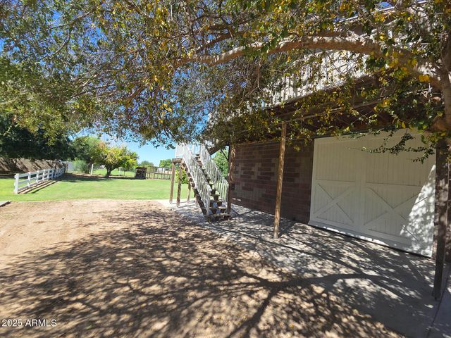 5338 W LA MIRADA Drive, Laveen, AZ 85339