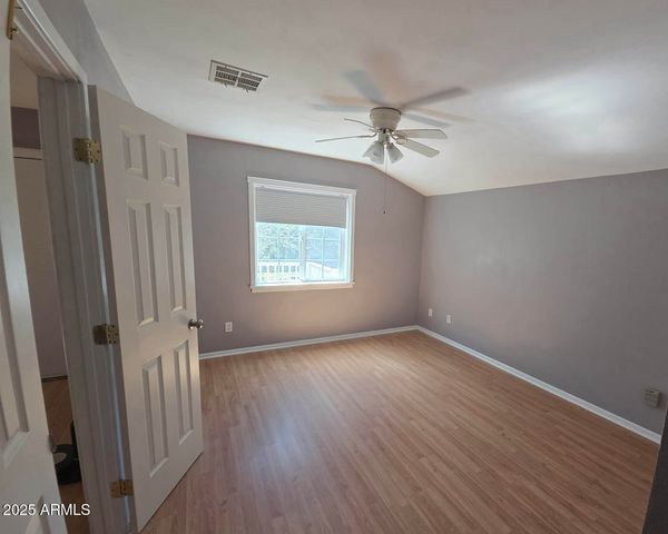 5338 W LA MIRADA Drive, Laveen, AZ 85339