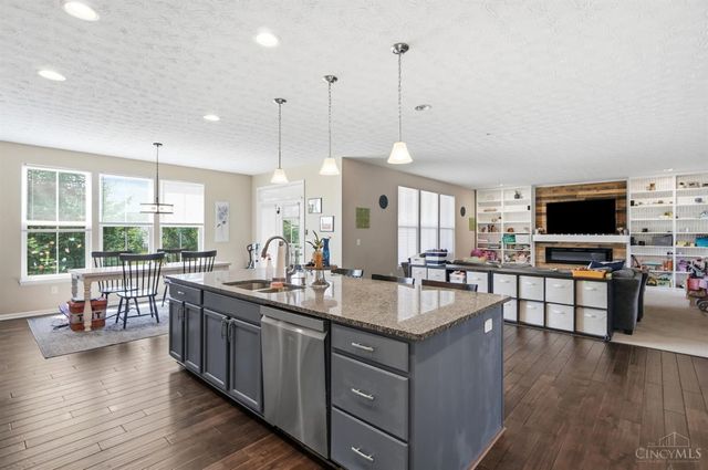 4642 Blue Jay Way, Mason, OH 45040