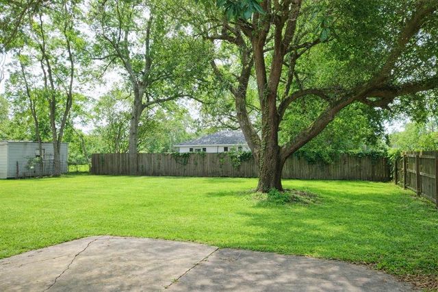 501 Starlin Drive, Sulphur, LA 70663