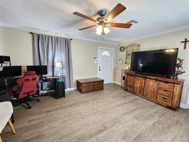 501 Starlin Drive, Sulphur, LA 70663