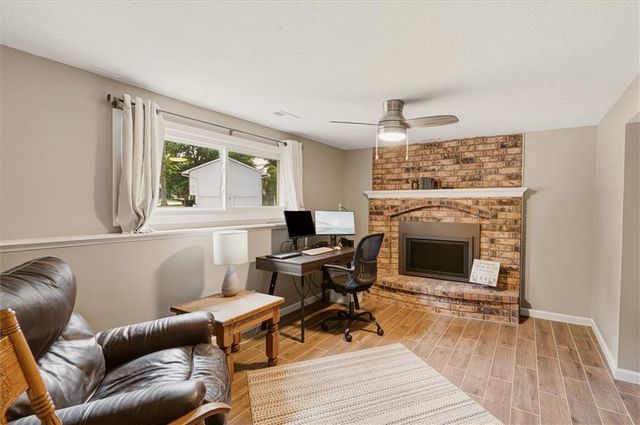 210 SE Circleview Drive, Lee's Summit, MO 64063