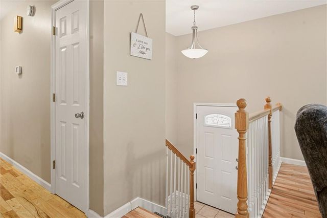 210 SE Circleview Drive, Lee's Summit, MO 64063
