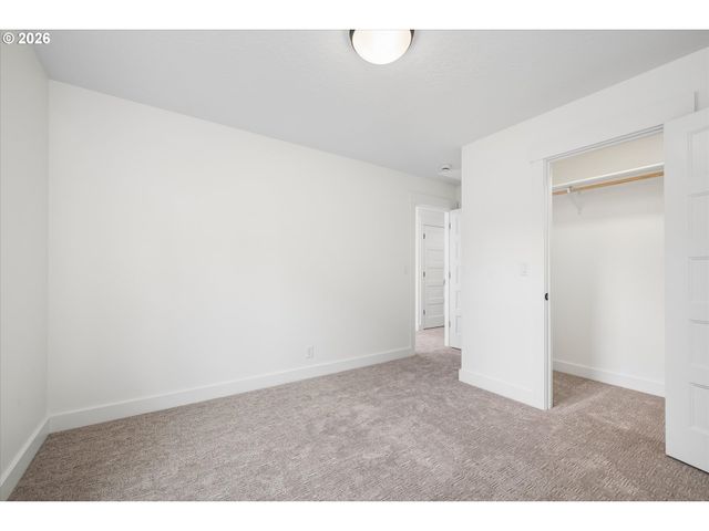 89 CHURCHVIEW Dr, Eugene, OR 97408