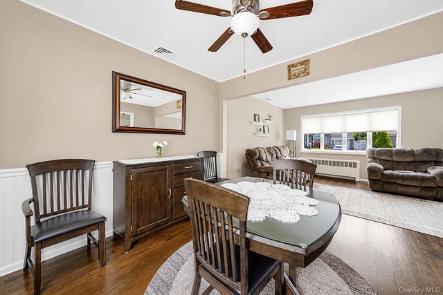 200 Whelan Place, Seaford, NY 11783