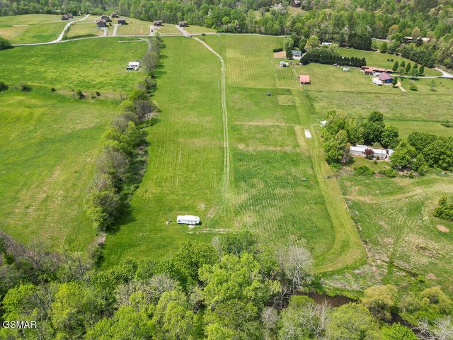 3858 Holders Grove Road, Cosby, TN 37722