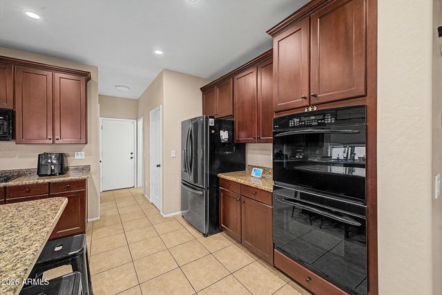 28929 N Calcite Way, San Tan Valley, AZ 85143