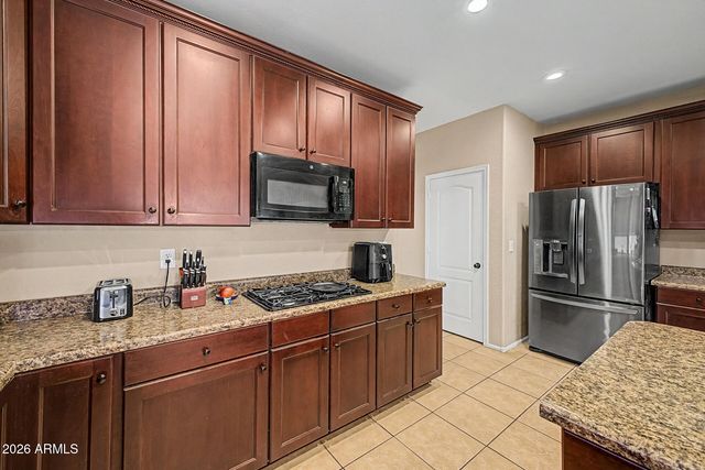 28929 N Calcite Way, San Tan Valley, AZ 85143
